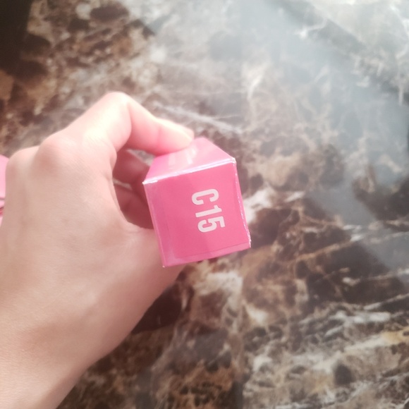 NIB MAGIC STAR CONCEALER C15 - Picture 2 of 2